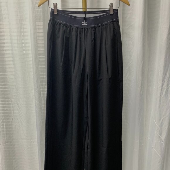 ALO Yoga Pants - ALO Yoga Black Relaxed Tailored Pants Minimalist Athleisure Staple (Regular)🖤🤩